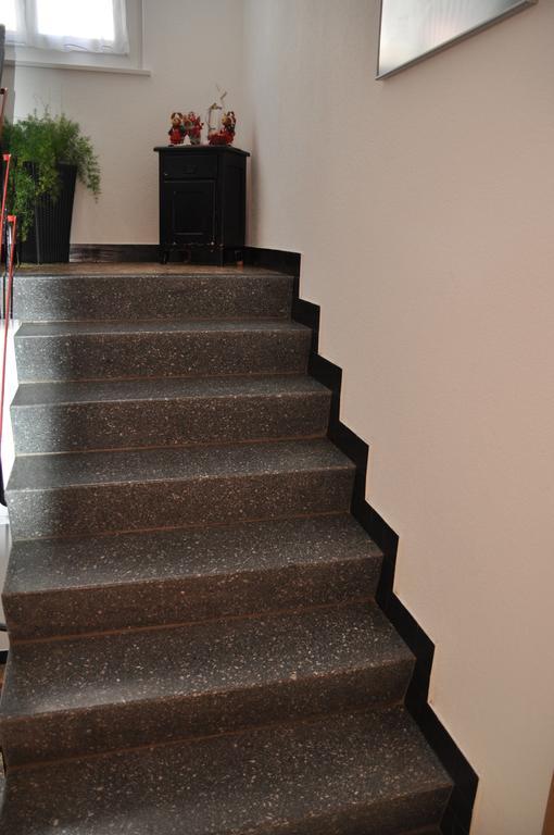 Apartmenthaus Holiday Saas-Fee Esterno foto
